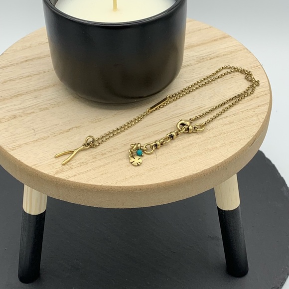 Lucky Brand Horseshoe Necklace - Picture 4 of 6